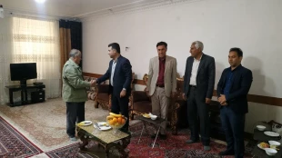 دیدار با خانواده ۵ جانباز سرافراز 

به مناسبت ولادت حضرت ابوالفضل(ع) و روز بزرگداشت مقام شامخ جانباز ، علیرضا رحمانی رئیس دانشکده فنی ممسنی به همراه تعدادی از همکاران ،با ۵ خانواده جانباز سرافرازدفاع مقدس دیدار کردند. 
- جانباز سرافراز امیدعلی صادقی 
