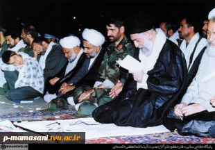 بسم الله الرحمن الرحیم: امام خامنه‌ای، رهبر و پیشوای مسلمانان جهان به شهادت رسید.
 
به استحضار مردم شهیدپرور ایران می‌رساند حضرت آیت‌الله العظمی خامنه‌ای، رهبر معظم انقلاب اسلامی در حمله مشترک آمریکای جنایتکار و رژیم صهیونیستی در صبح شنبه نهم اسفند ماه 